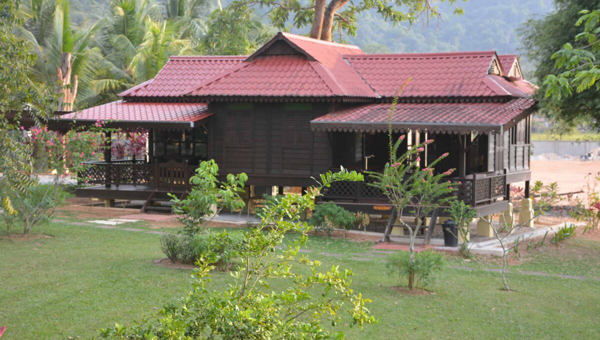 Farmers-House-view-from-LH-veranda-2